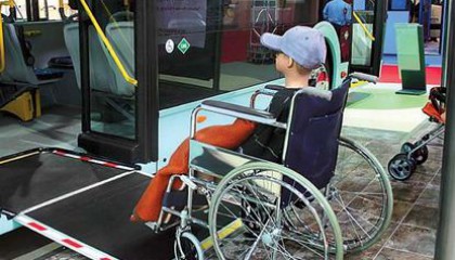 В Старом Осколе сделали бесплатный проезд для инвалидов на колясках